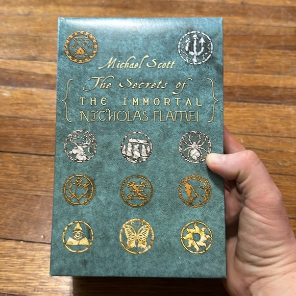 The Secrets of the Immortal Nicholas Flamel by Michael Scott, Books 1-3 - Picture 3 of 7